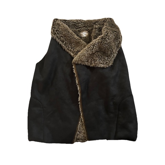 Velvet By Graham Spencer Vest Womens M Black Brown Faux Fur Suede Shearling - Picture 1 of 6